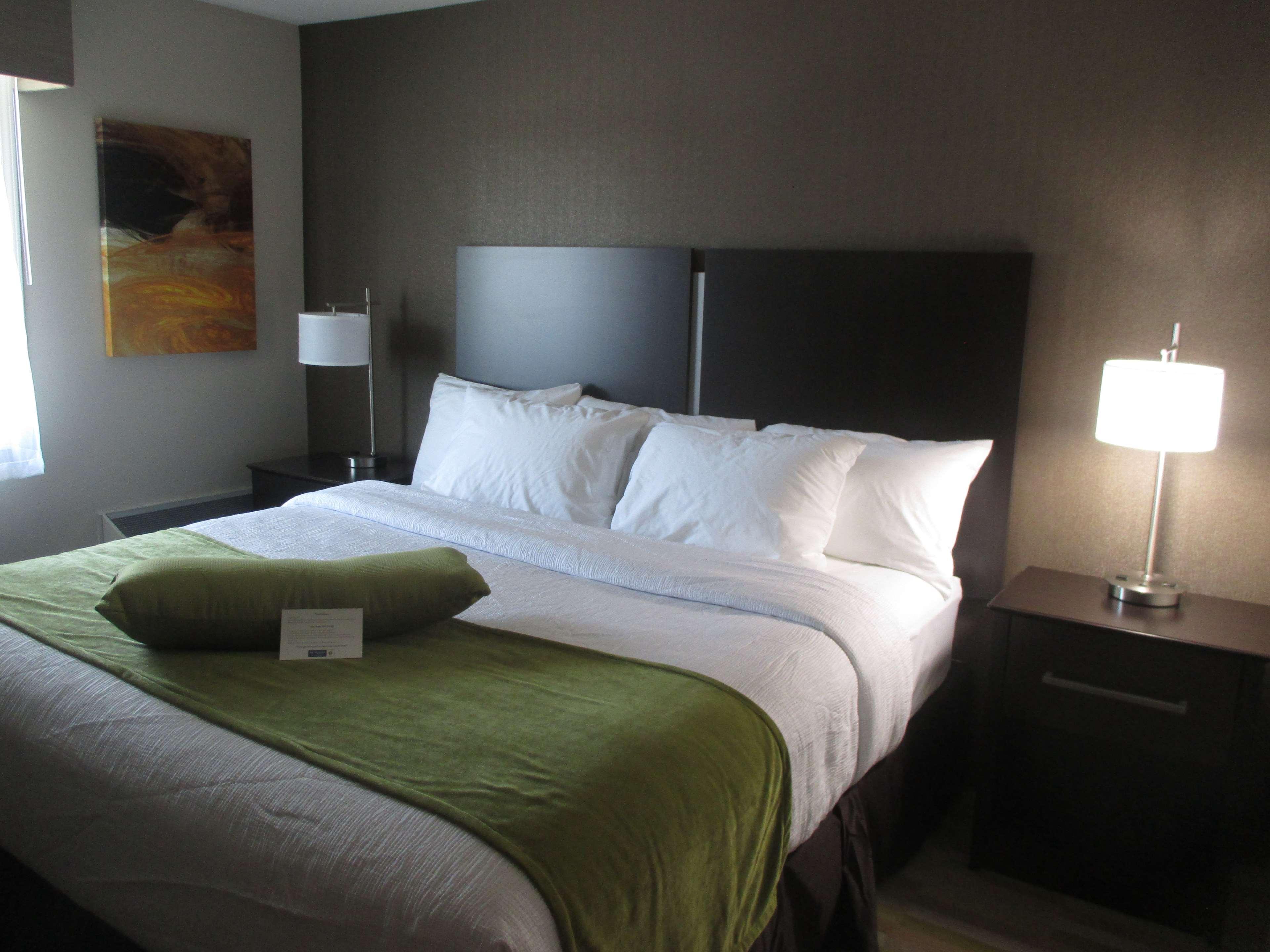 Best Western Harvest Inn & Suites Гранд Форкс Екстериор снимка
